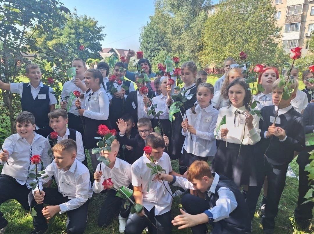 АНО Центр поддержки материнства «Большая семья Наукограда» и благотворительный Фонд «Наши ВЕЩИ» проводят акцию «Дети вместо цветов - Фрязино»