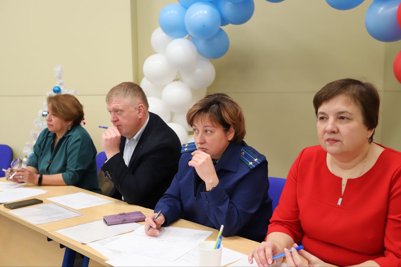 Интеллектуальная битва за знание Конституции! 🧠🇷🇺