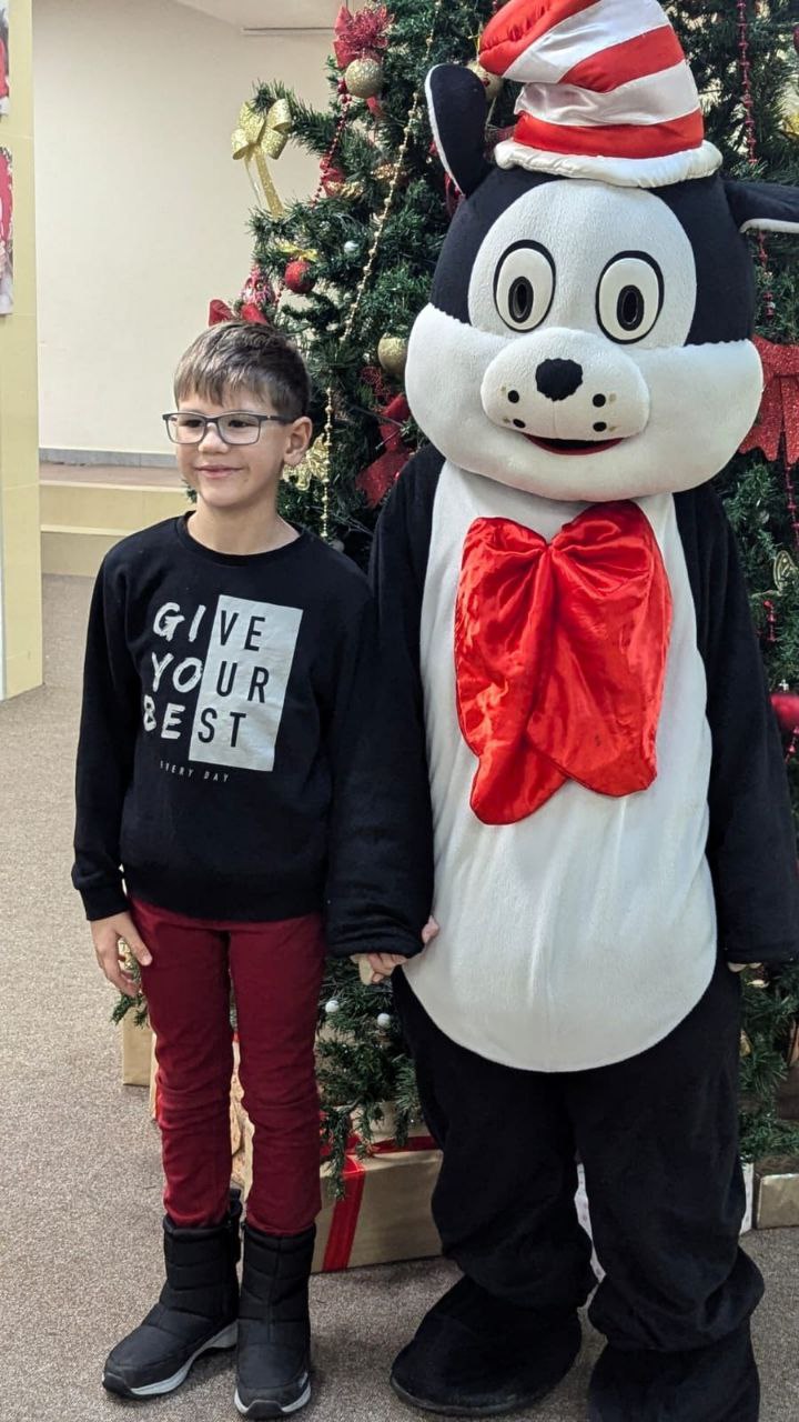 Во Дворце культуры «Исток» города Фрязино открылась фотовыставка «Мамина радость»