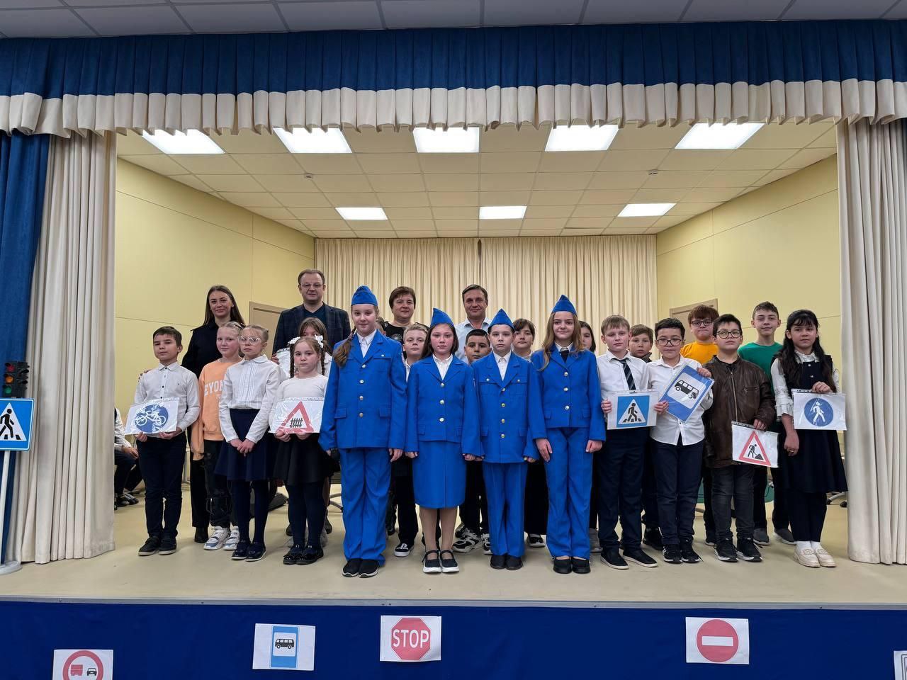 В наукограде Фрязино состоялось торжественное посвящение учащихся в юные инспекторы движения