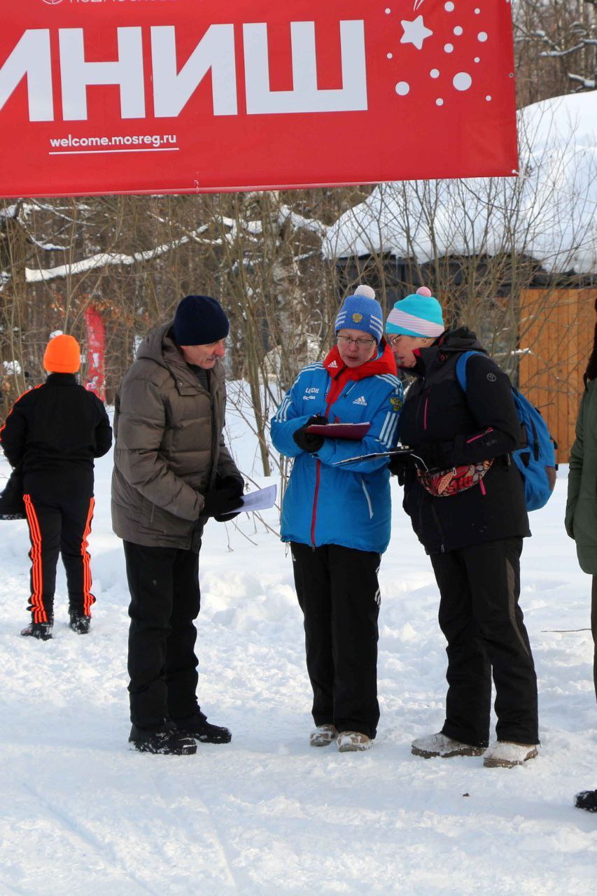 17 февраля в лесопарке прошли соревнования «Фрязинская лыжня-2024»