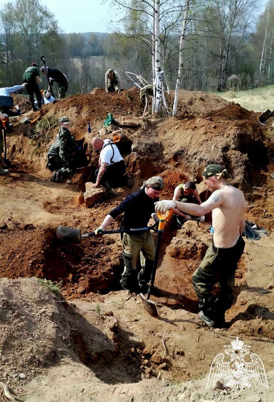 Участнику поискового отряда «Исток-поиск» удается совмещать службу в Россгвардии с хобби - поиском пропавших солдат Великой Отечественной войны