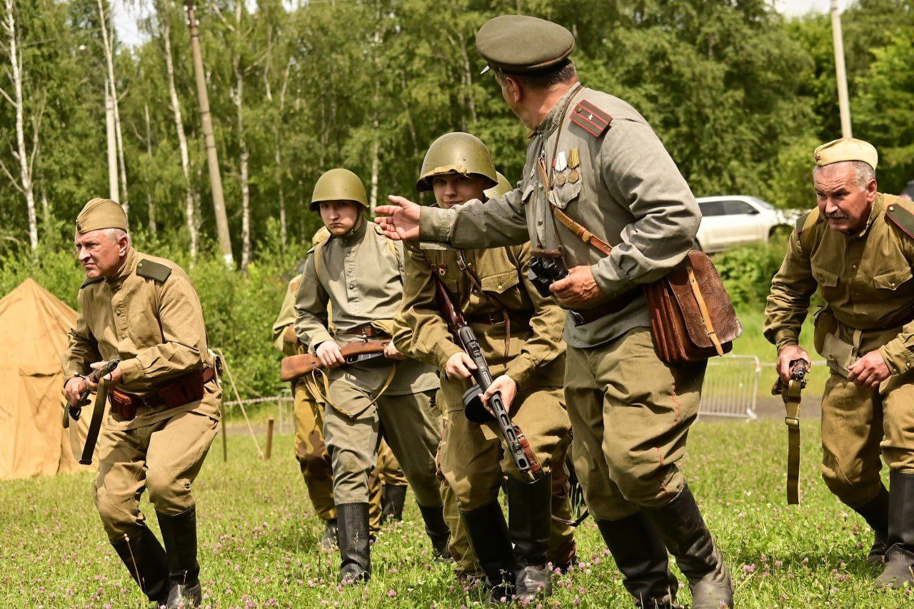 Клуб военно-исторической реконструкции «Крылатая пехота» г. Фрязино приняла участие в реконструкции «ПОДВИГ ГЕРОЯ»