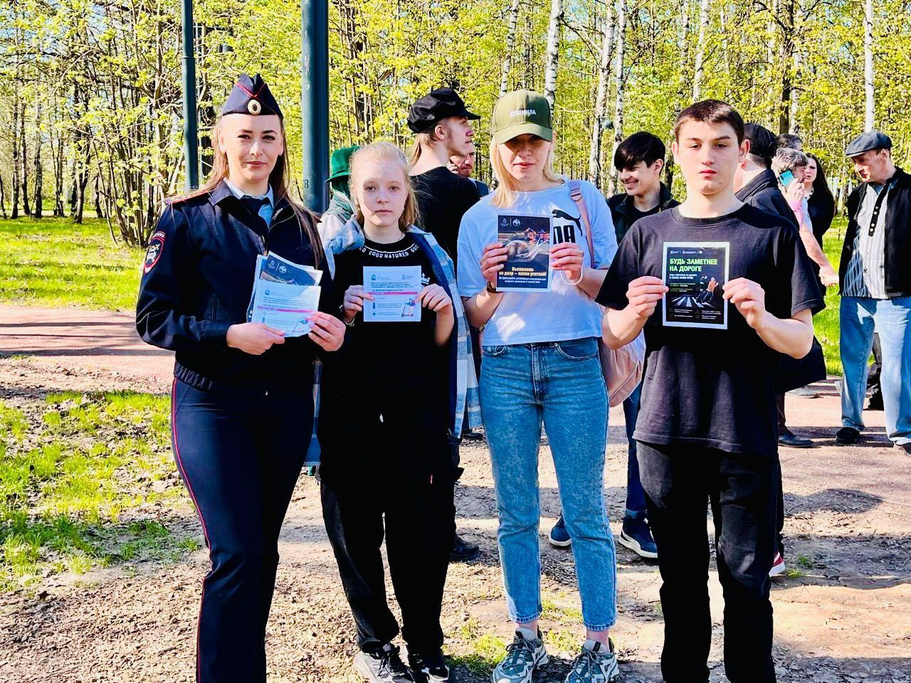 Сотрудники Госавтоинспекции провели профилактическую беседу в Фрязинском лесопарке