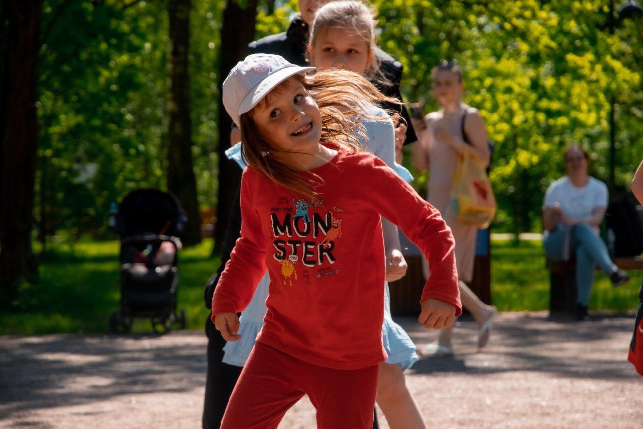 Во Фрязинском лесопарке прошло областное мероприятие «Ярко в парках», посвященное дню Подмосковных парков!