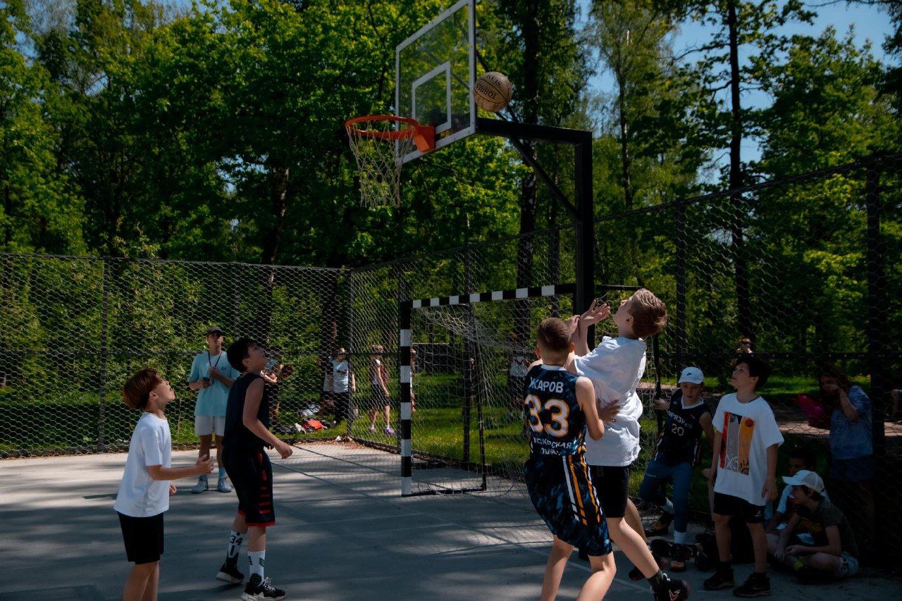 Во Фрязинском лесопарке прошло областное мероприятие «Ярко в парках», посвященное дню Подмосковных парков!
