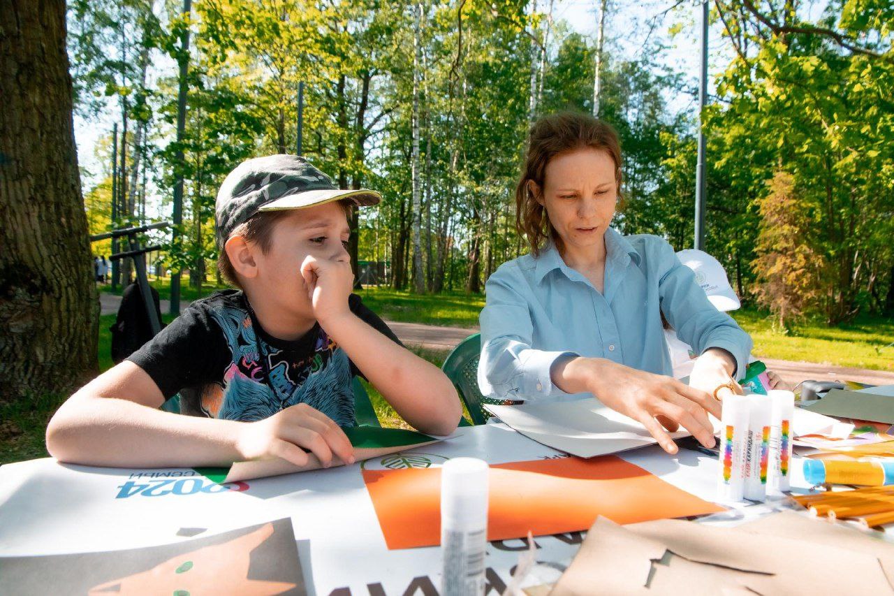 Во Фрязинском лесопарке прошло областное мероприятие «Ярко в парках», посвященное дню Подмосковных парков!