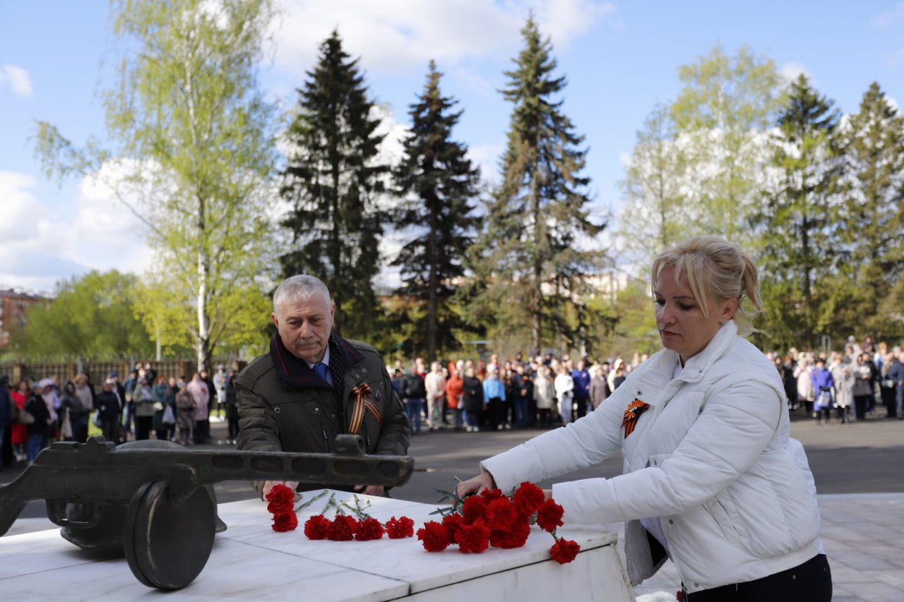 Почтили память погибших работников завода НПП «Исток» им. Шокина
