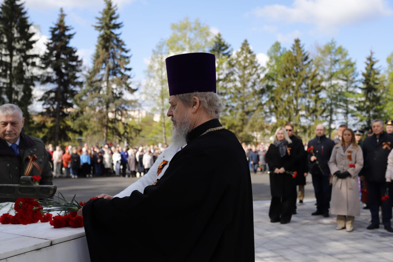 Почтили память погибших работников завода НПП «Исток» им. Шокина