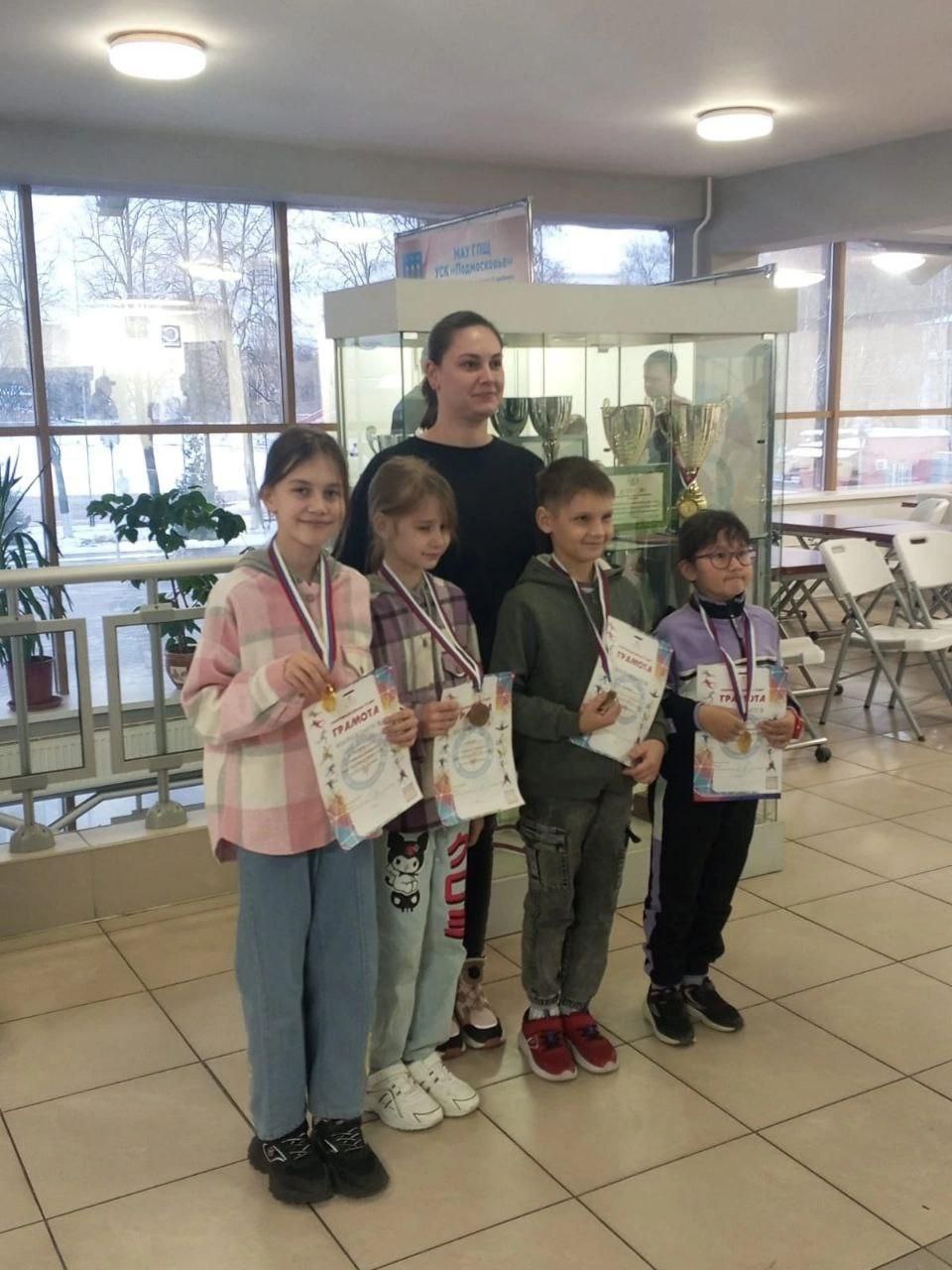 В Щелково прошло Открытое первенство по русским шашкам.