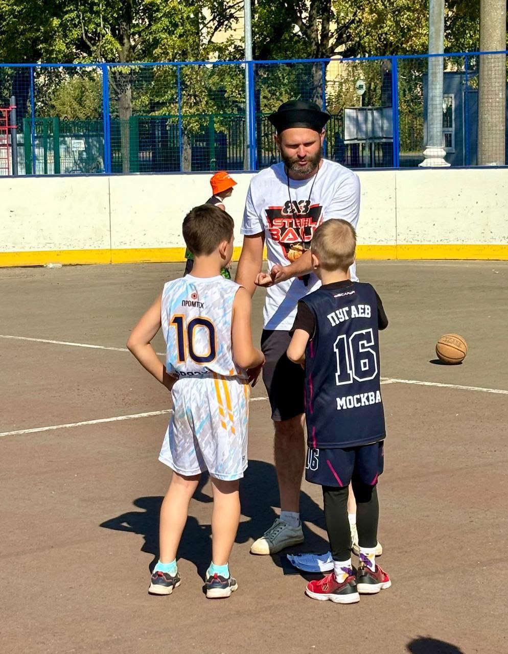 Юные баскетболисты из Фрязино завоевали бронзовые медали на Дне большого баскетбола в Электростали