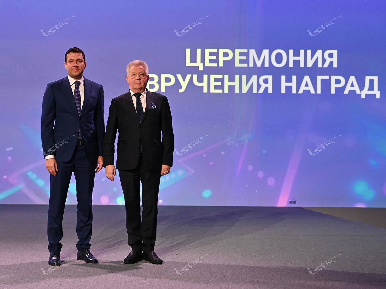 Генеральный конструктор НПП «Исток» Александр Борисов награжден ведомственной наградой «Почетный работник электронной промышленности»