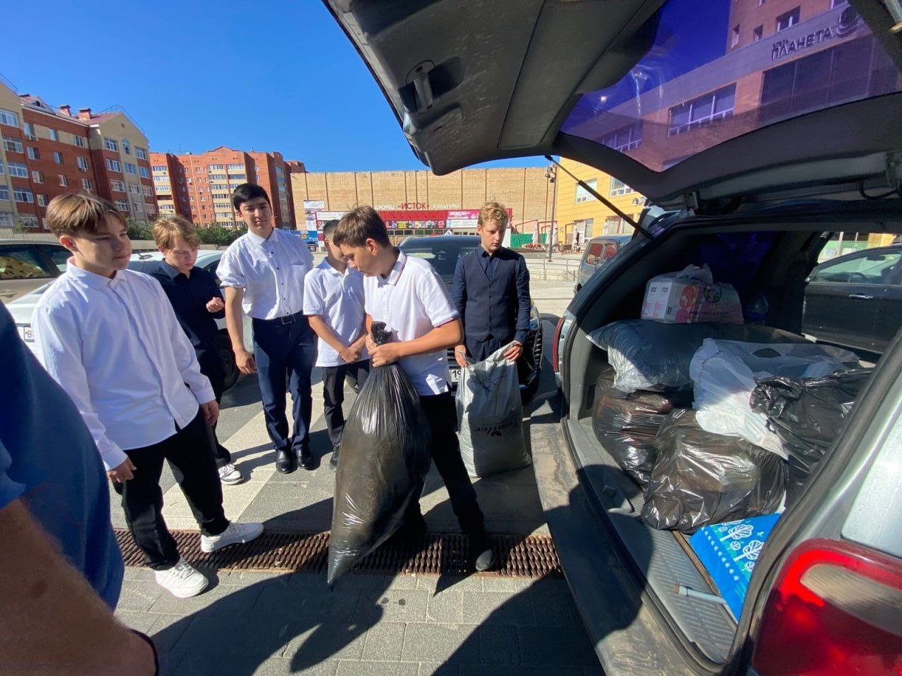Все для ПОБЕДЫ! Ученики школы №3 приняли участие в акции «Помощь Курску».