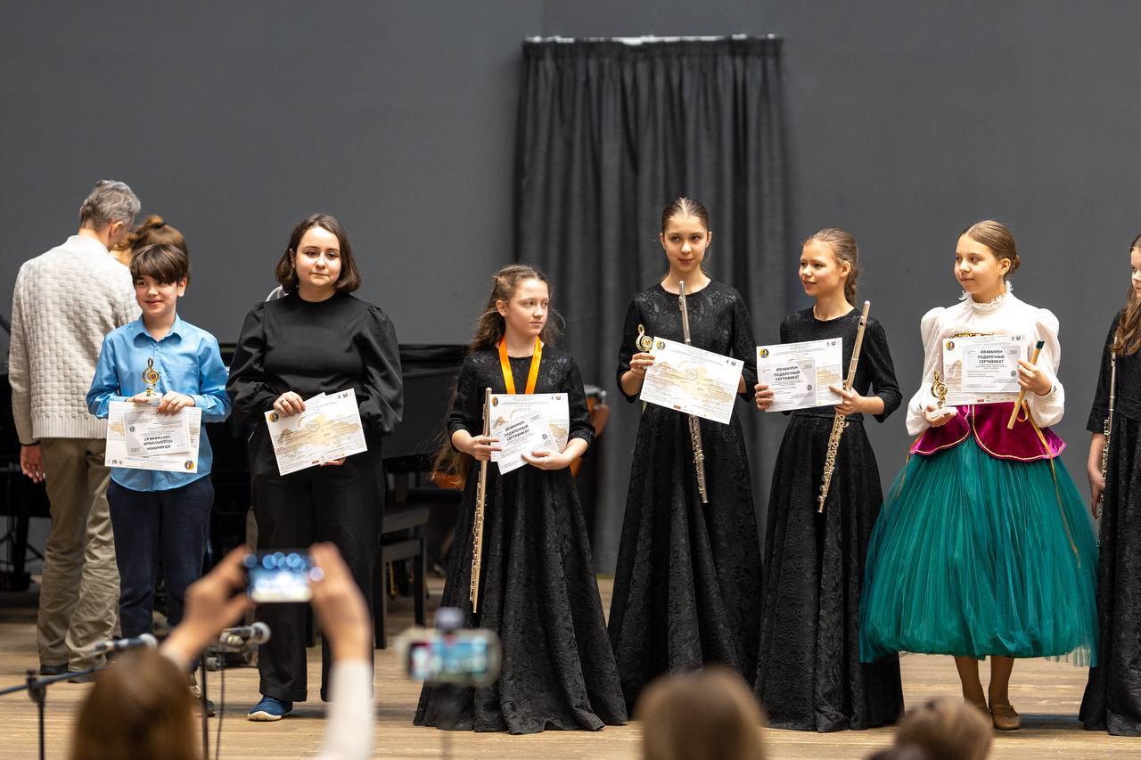 Юные фрязинцы выступили совместно со сводным международным духовым оркестром имени Должикова