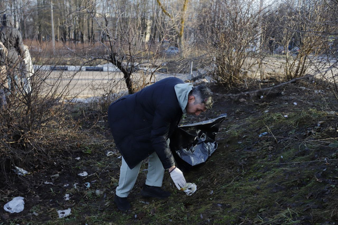 Неожиданное тепло в январе дало жителям Фрязино возможность провести внеплановый субботник и привести город в порядок