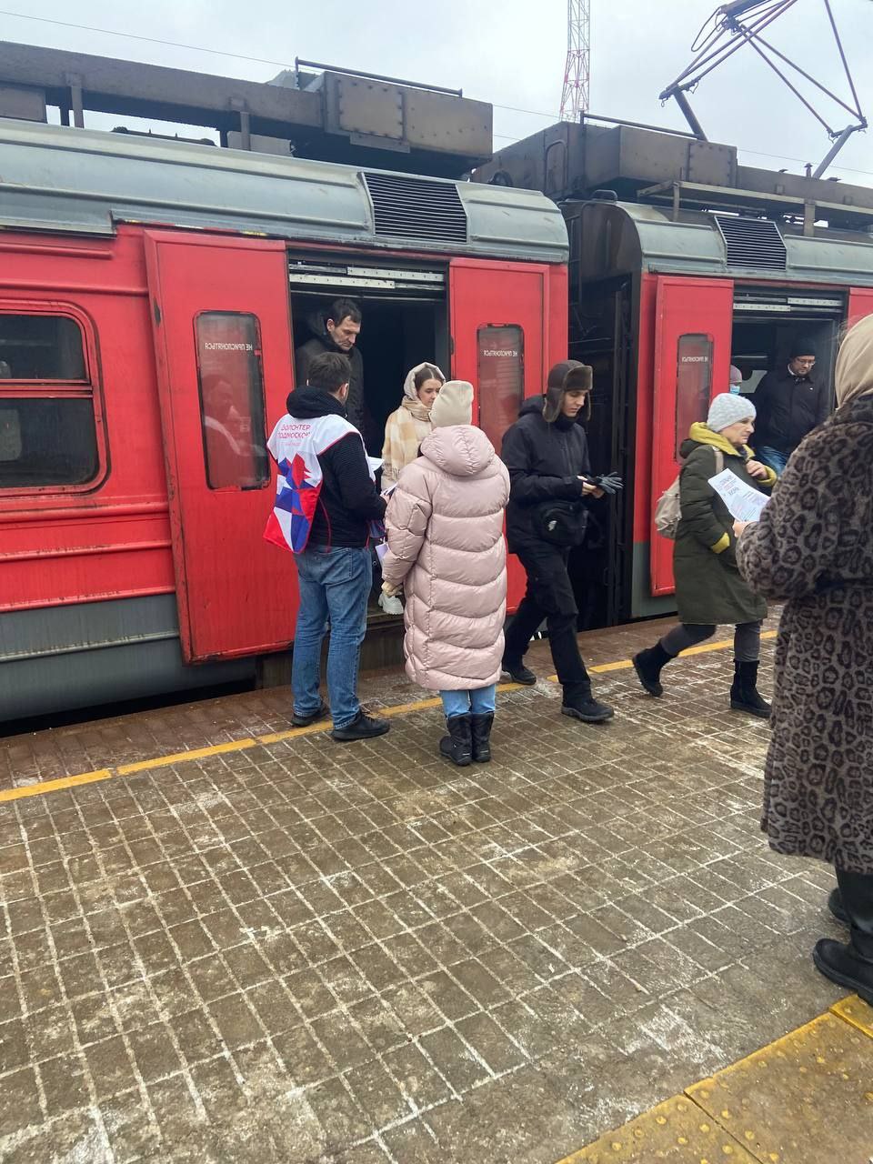 В целях профилактики и предотвращения травматизма на железной дороге проведен рейд «Сохрани себе жизнь»