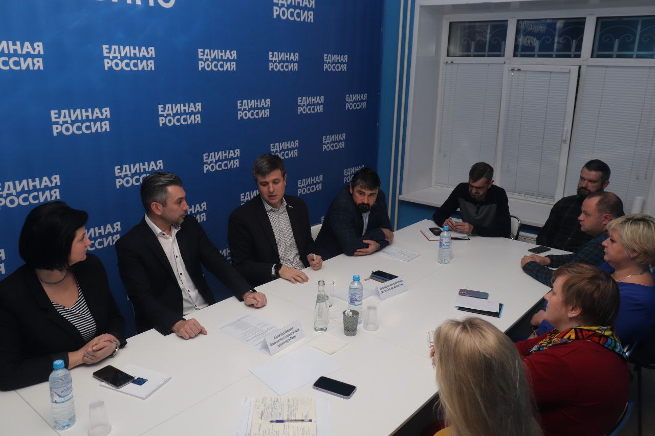 помогаем нашим ребятам