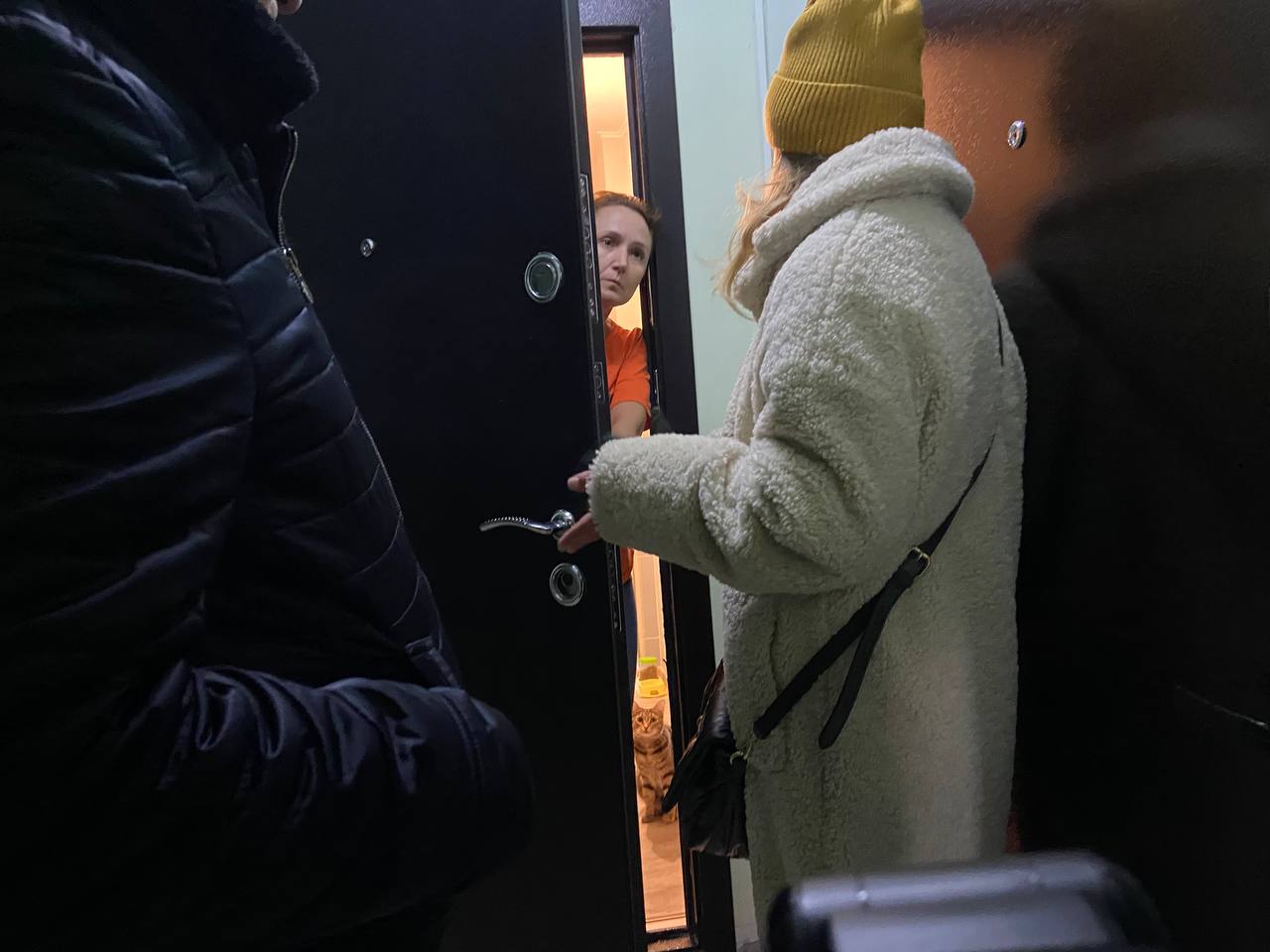 Срочная выездная администрация. ул. Горького, д.3