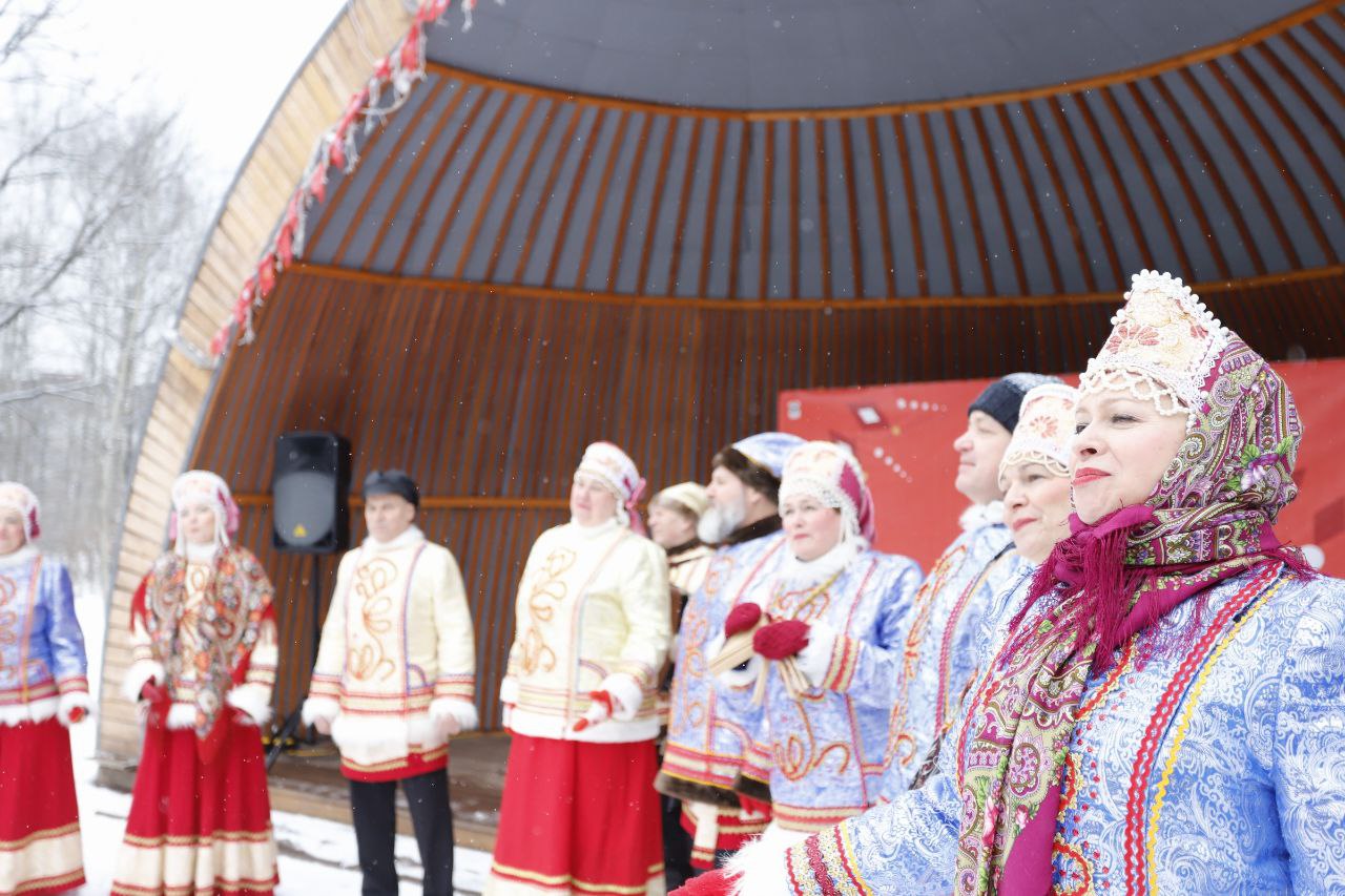 Солнечную масленицу отметили во Фрязинском лесопарке!