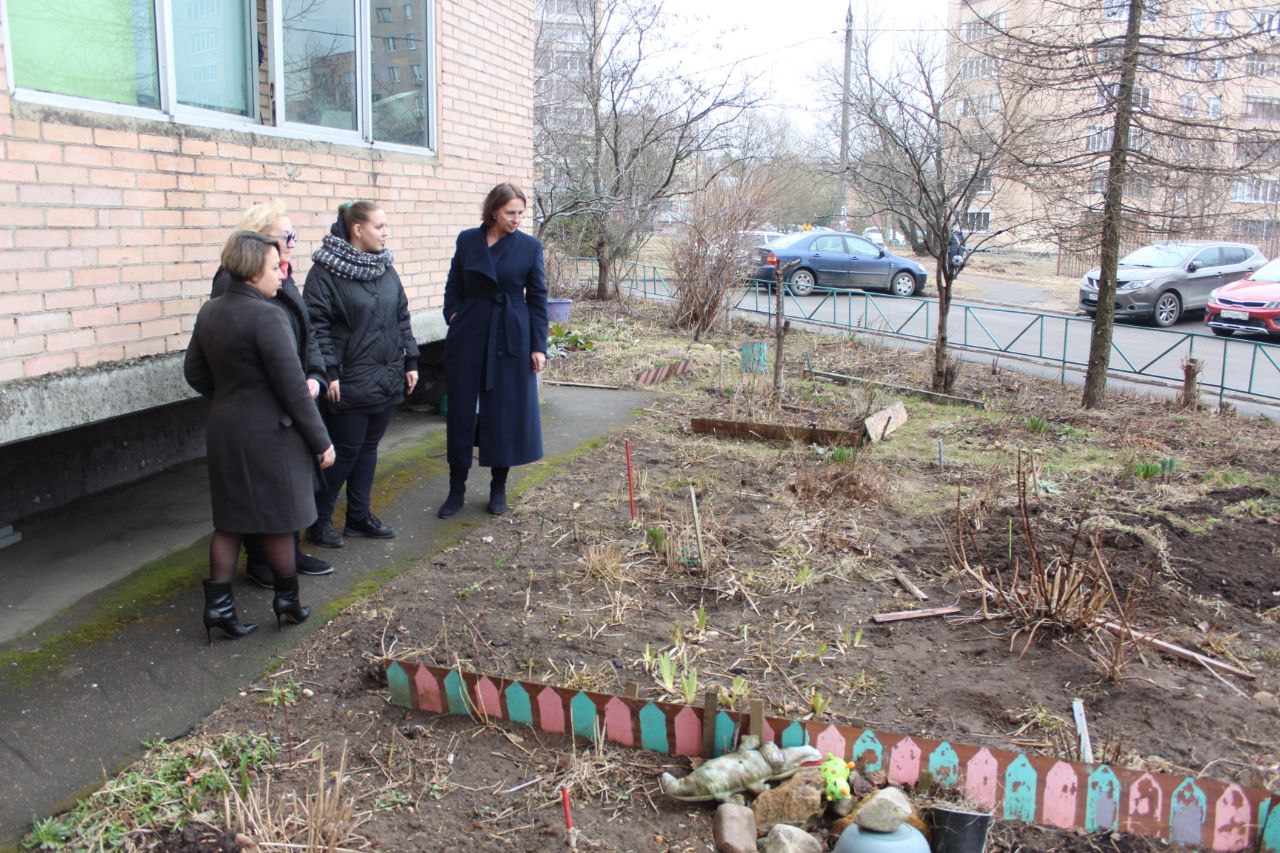 Юлия Шувалова обсудила благоустройство с жителями дома №21 на проспекте Мира.