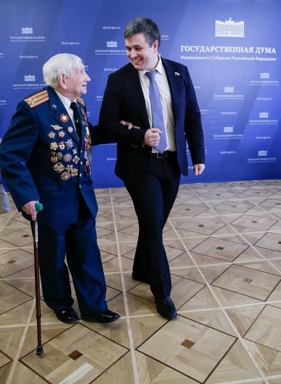 7 апреля День рождения празднует депутат Государственной думы Александр Толмачев 