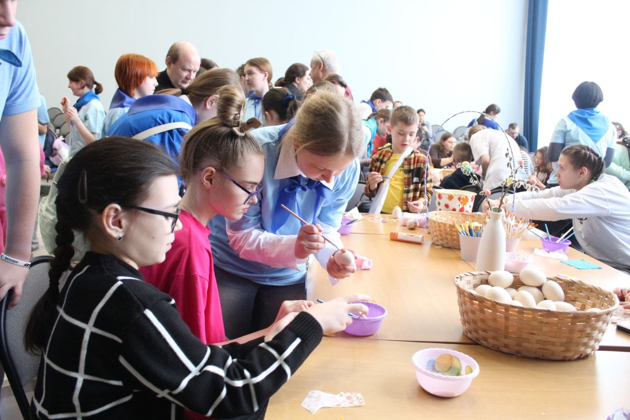 Апрель во Фрязино традиционно ознаменован теплым и радостным события — пасхальным фестивалем «Яичный переполох»