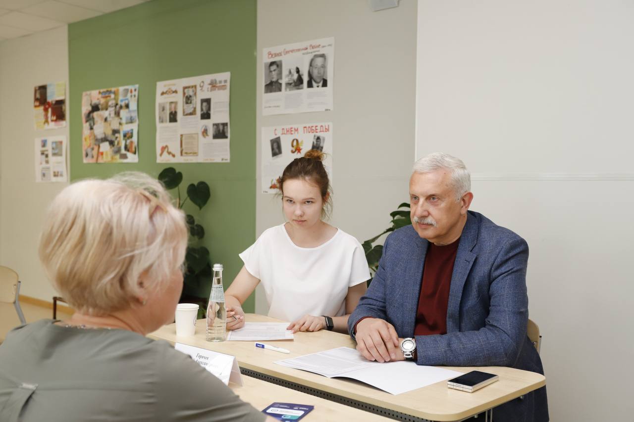 В рамках выездной администрации в школе №1 прошла важная встреча с участниками СВО и их семьями