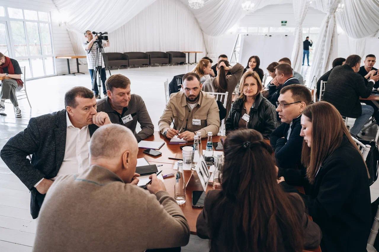 Большой командой из трёх округов - Щёлково, Фрязино, Лосино-Петровский - завершили предыдущую неделю стратегической сессией