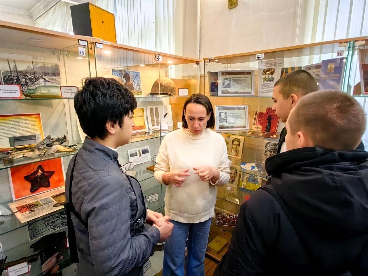 «Походы Первых»: Фрязинские школьники открывают историю родного наукограда!