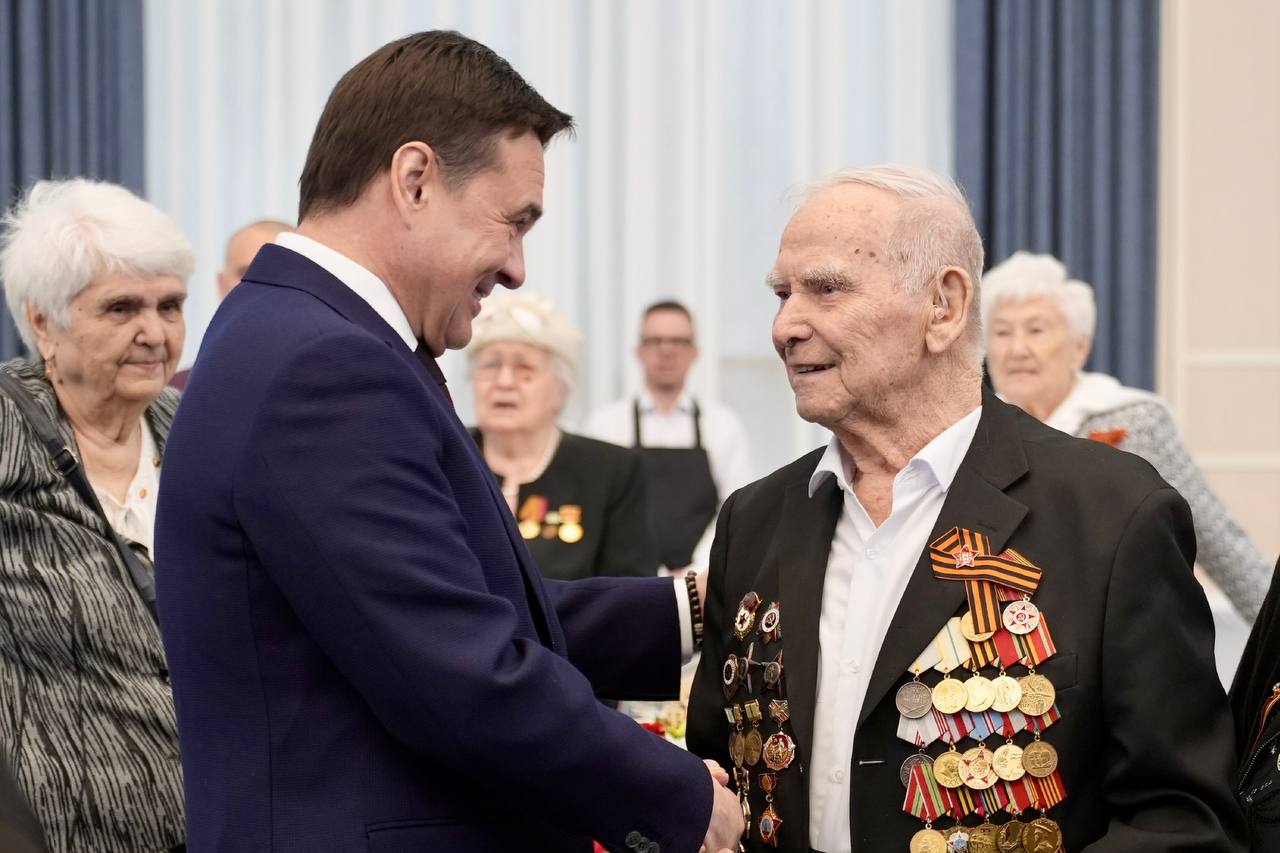 С Днем Великой Победы!