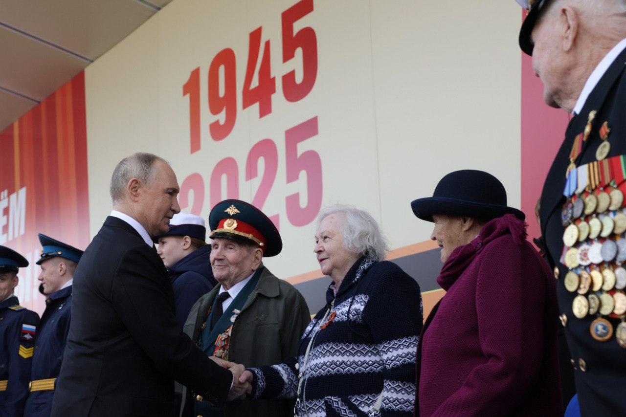 Кадры после парада