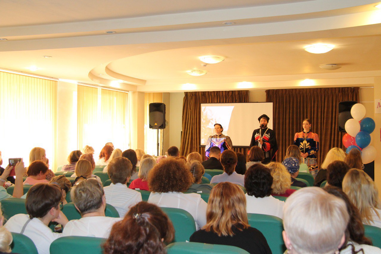 16 мая в актовом зале обособленного подразделения имени М.В. Гольца Щелковской больницы состоялось торжественное мероприятие, приуроченное к празднованию Международного дня медицинской сестры