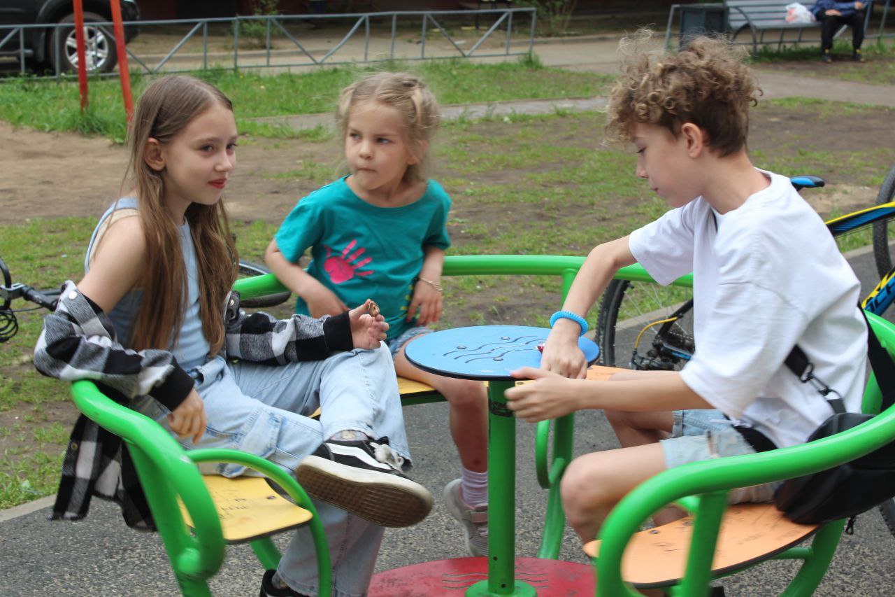 Ура! Во Фрязино отметили Международный день соседей!