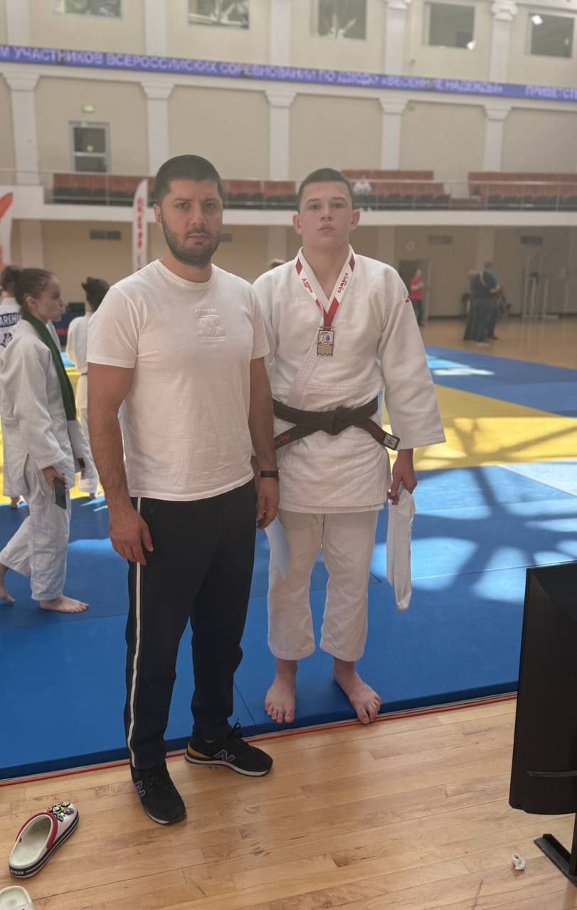 С 23 по 25 мая в Московском Центре спорта и образования «Самбо-70» прошли Всероссийские соревнования среди юношей и девушек до 18 лет «Весенние надежды»