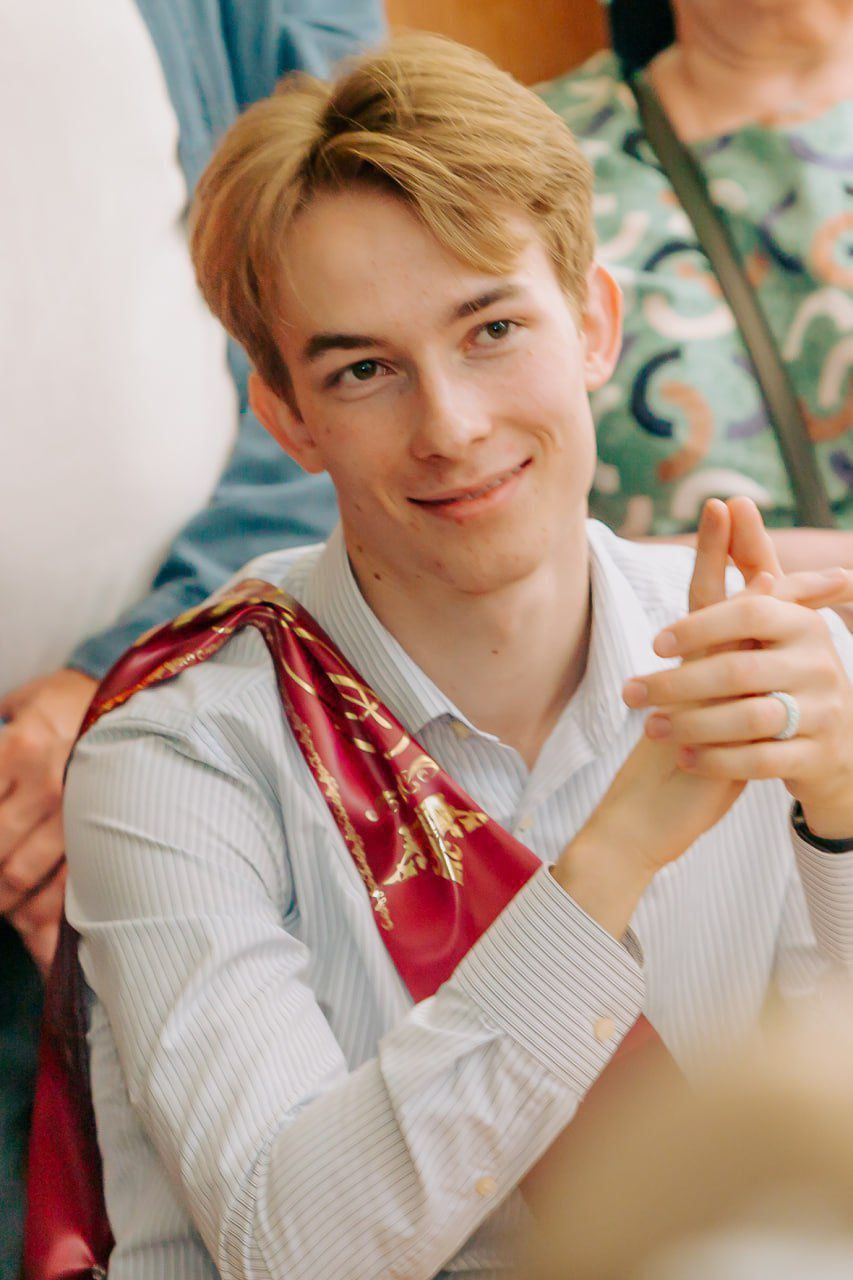 Поздравляем Ивана Копылова ученика МБОУ СОШ № 3 им. Героя Советского Союза А.Г. Дудкина, с потрясающим результатом – 100 баллами на ЕГЭ по физике!