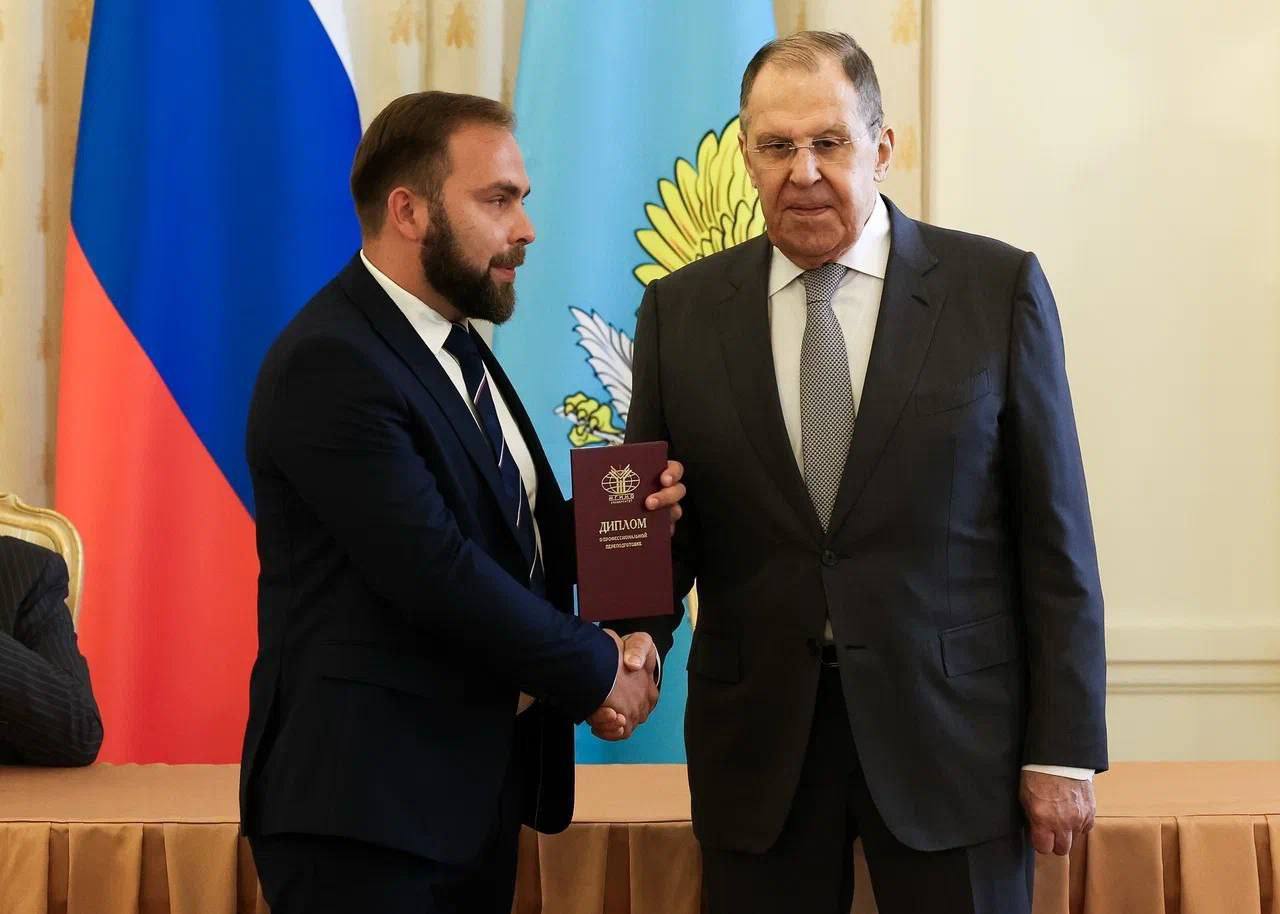 Глава городского округа Фрязино Дмитрий Воробьев встретился с ветераном специальной военной операции Иваном Короховым и его семьей