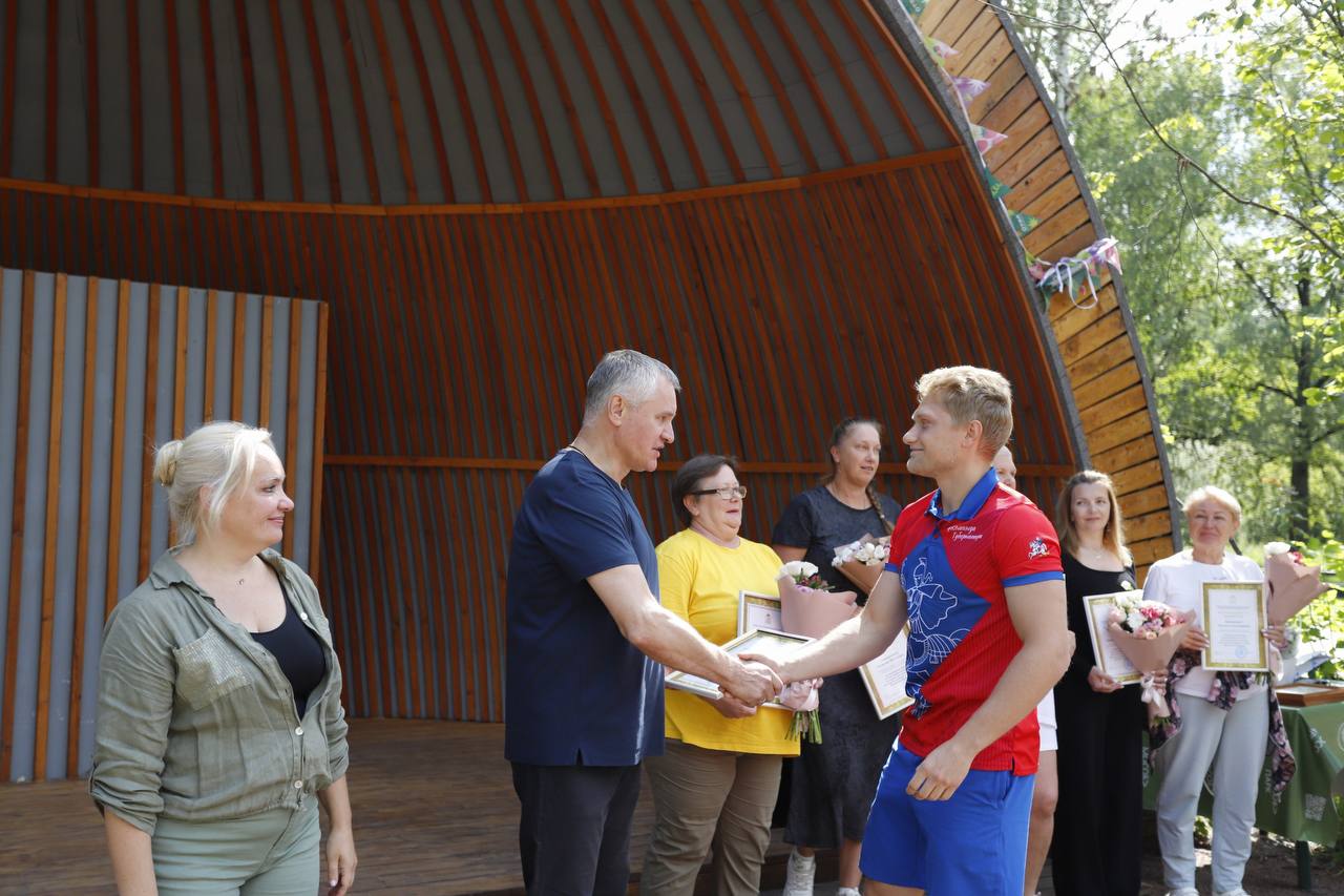 Во Фрязинском лесопарке прошло празднование Дня физкультурника