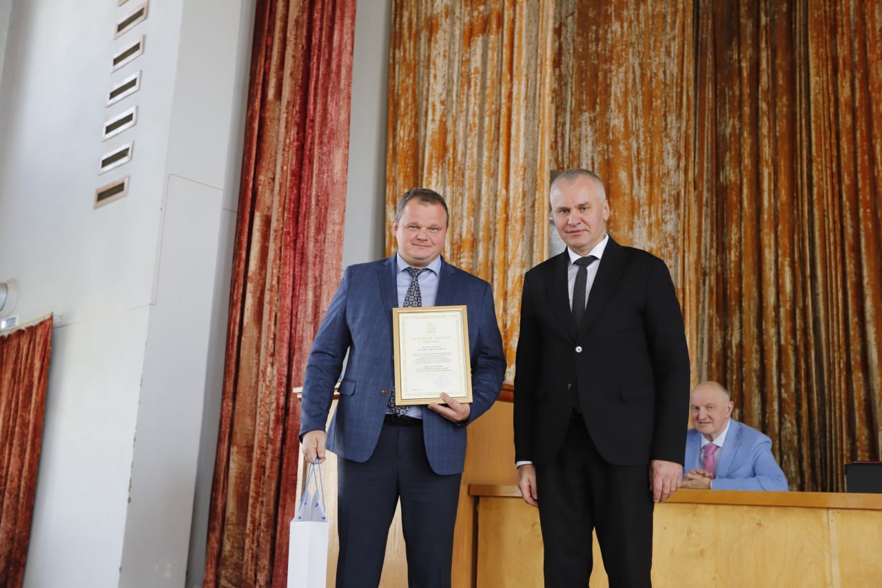 Глава городского округа Фрязино Дмитрий Воробьев поздравил коллектив Фрязинского филиала Федерального государственного бюджетного учреждения науки Института радиотехники и электроники им. В.А. Котельникова Российской академии наук с 70-летним юбилеем!