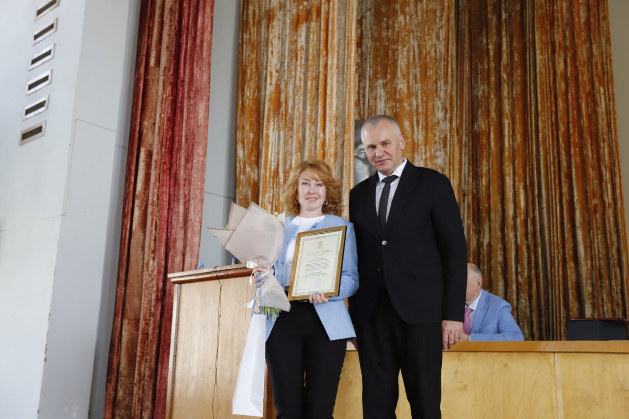 Глава городского округа Фрязино Дмитрий Воробьев поздравил коллектив Фрязинского филиала Федерального государственного бюджетного учреждения науки Института радиотехники и электроники им. В.А. Котельникова Российской академии наук с 70-летним юбилеем!