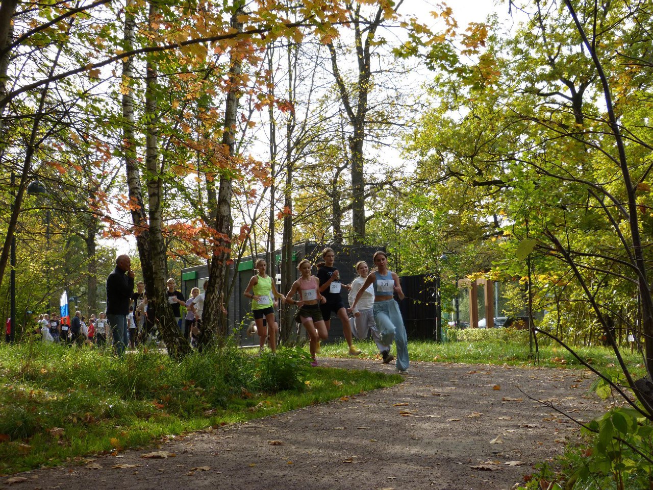 Во Фрязинском лесопарке успешно прошли соревнования по легкой атлетике «Фрязинская верста»