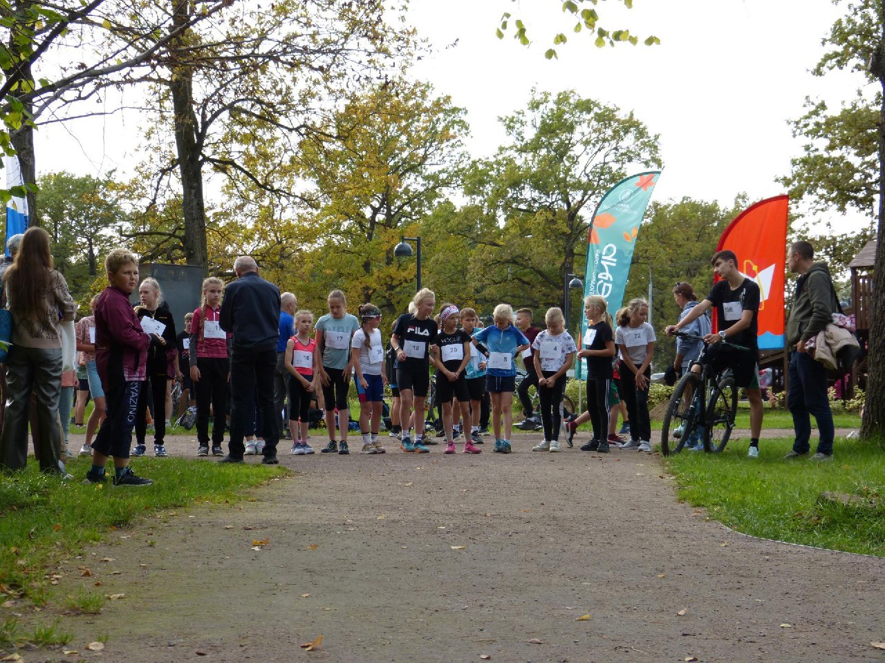 Во Фрязинском лесопарке успешно прошли соревнования по легкой атлетике «Фрязинская верста»