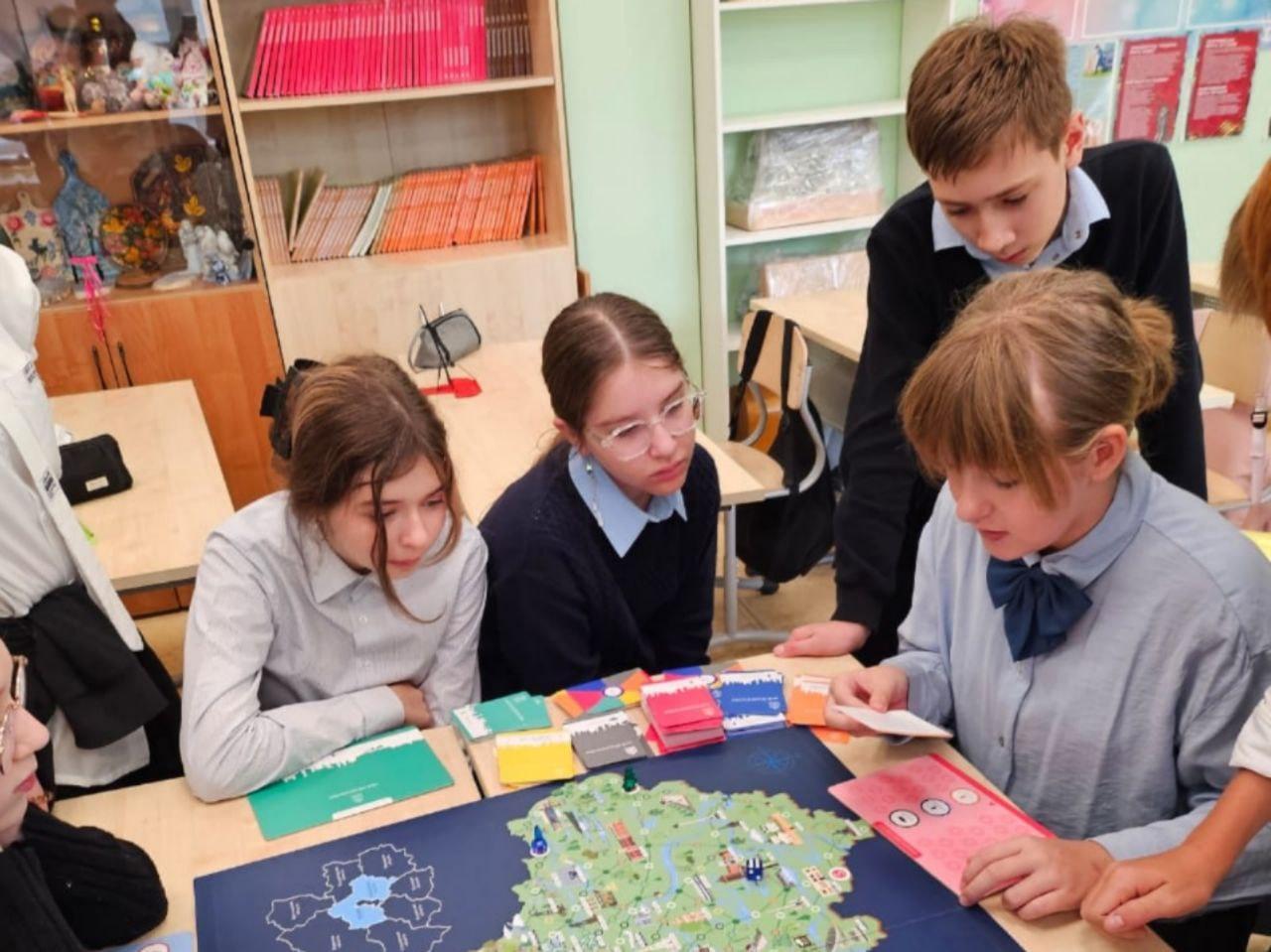 Во Фрязино завершились школьные этапы интеллектуальной игры «Моё Подмосковье»