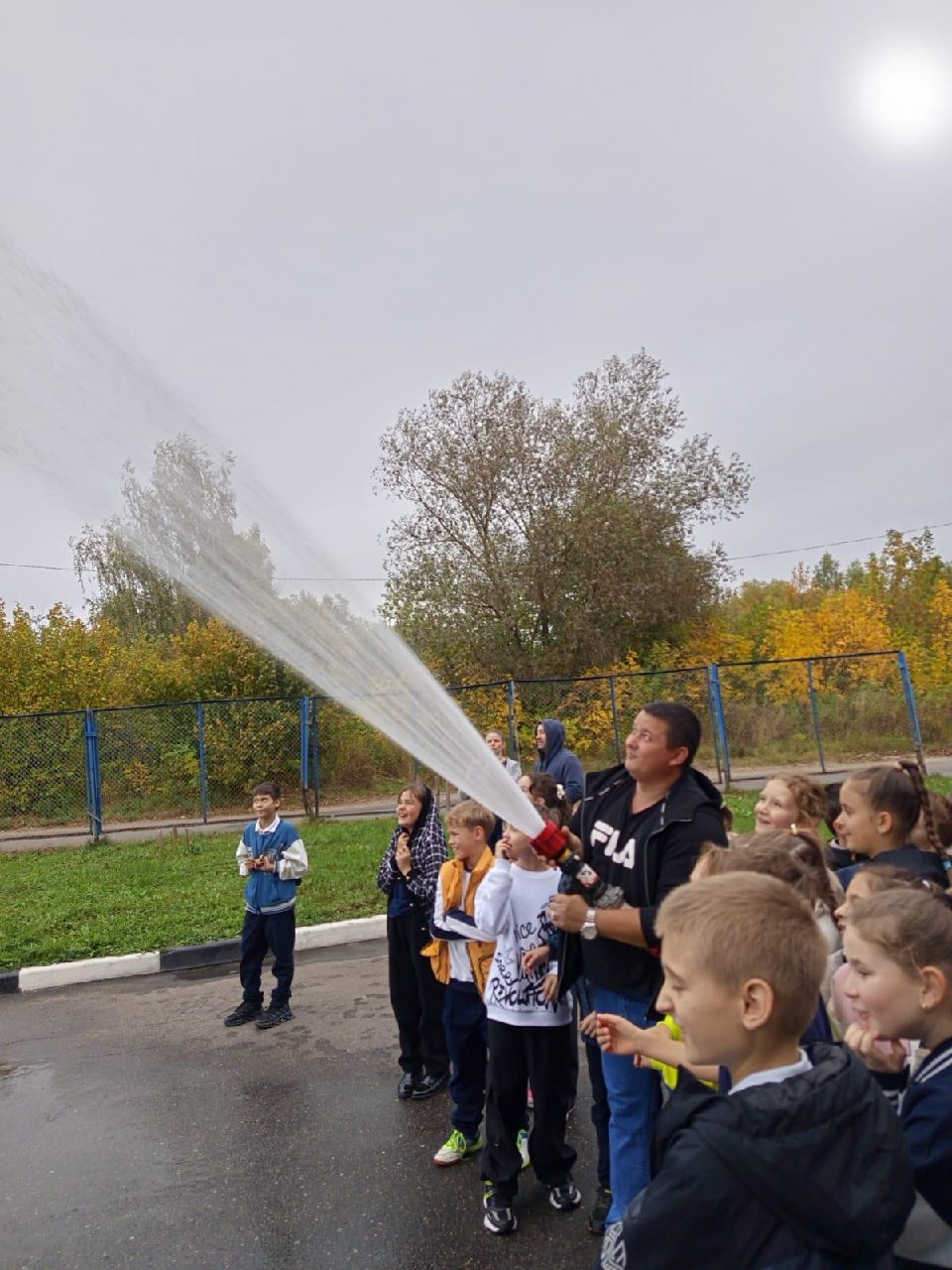 Школьники из Фрязино побывали в роли пожарных