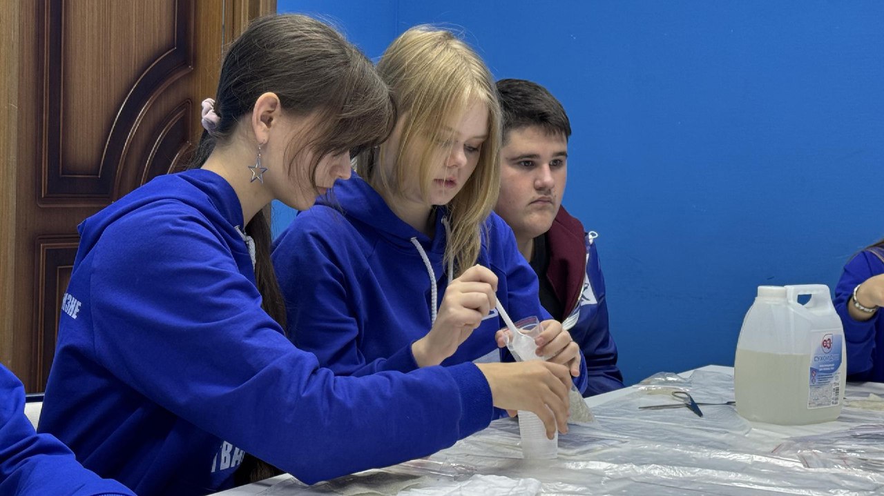 Активисты «Молодой Гвардии» в Фрязино продолжают работу по поддержке военнослужащих