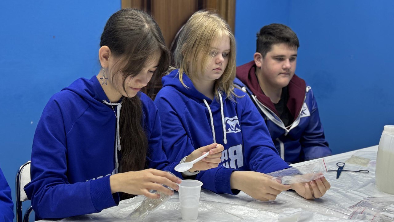 Активисты «Молодой Гвардии» в Фрязино продолжают работу по поддержке военнослужащих