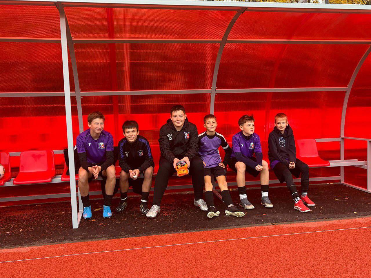 В городском округе Фрязино подходят к завершению масштабные работы по реконструкции стадиона Спортивной школы «Олимп»