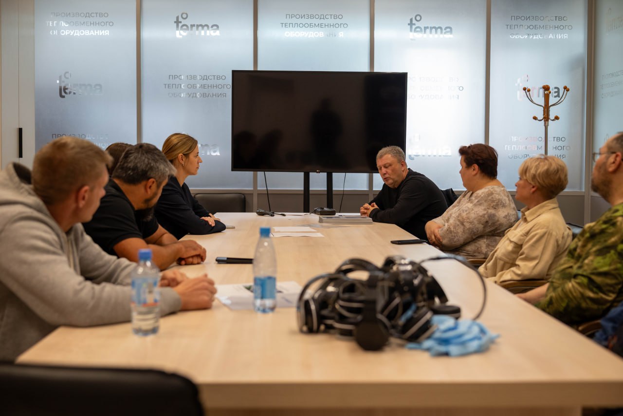 В рамках программы промышленный туризм Подмосковья для участников специальной военной операции и их семей 09 октября состоялась экскурсия по одному из ведущих предприятий городского округа Фрязино ООО «ВЕЗА»