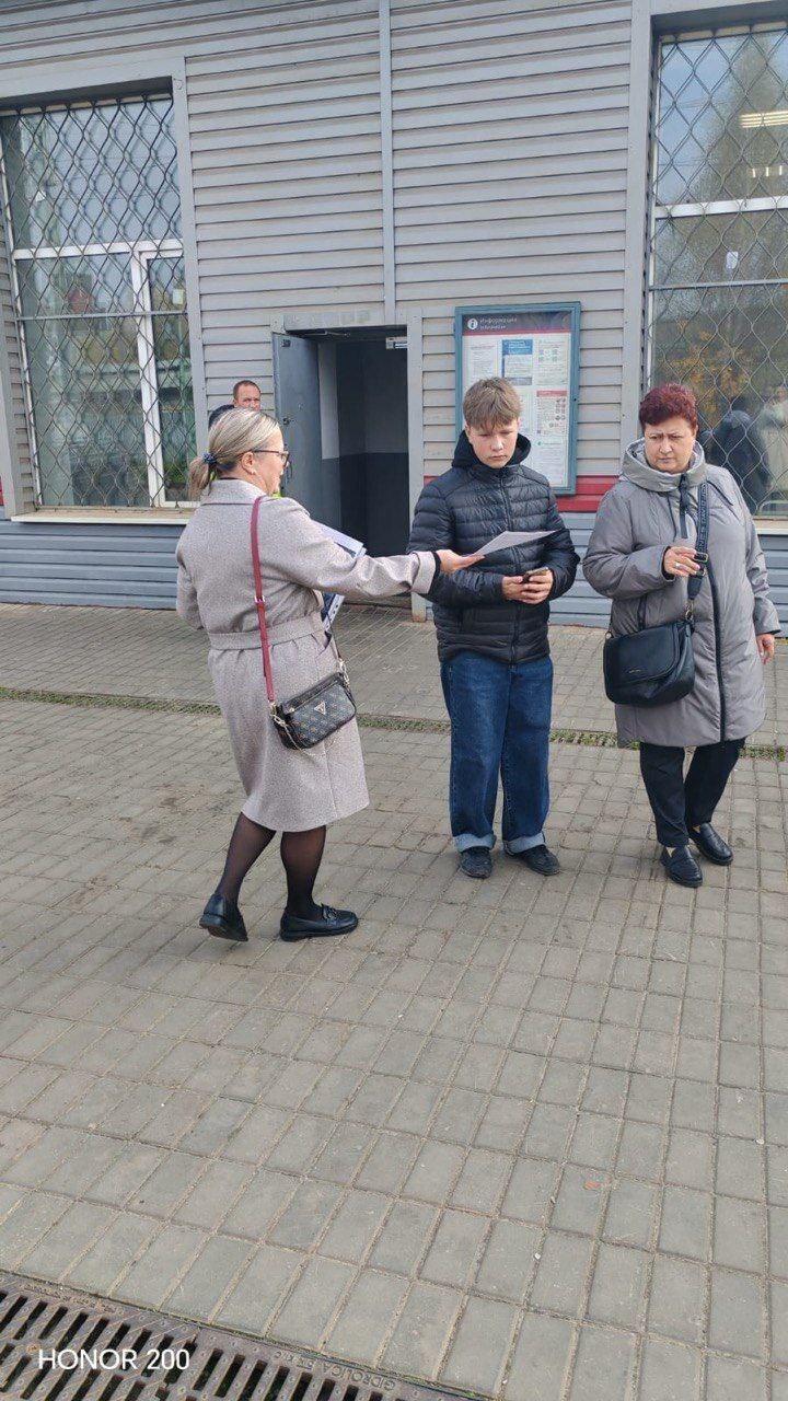 Безопасность на железнодорожных переездах: Рейд на станции «Фрязино — Товарная» призывает к бдительности! 