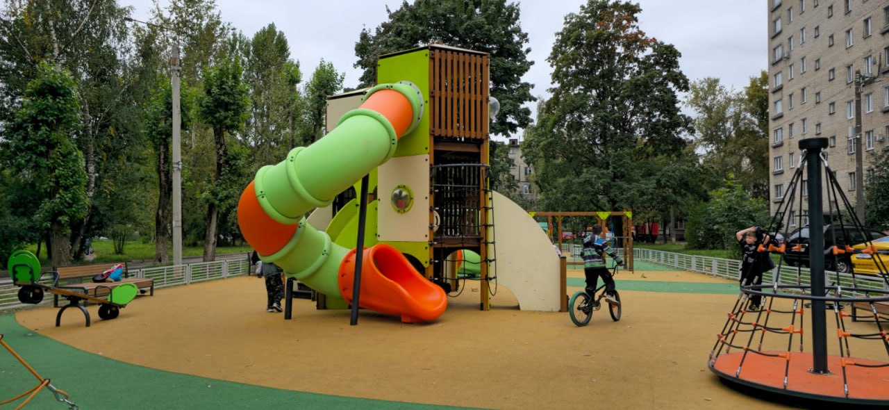 Во дворе домов №2 и №6 по проспекту Мира завершены работы по благоустройству