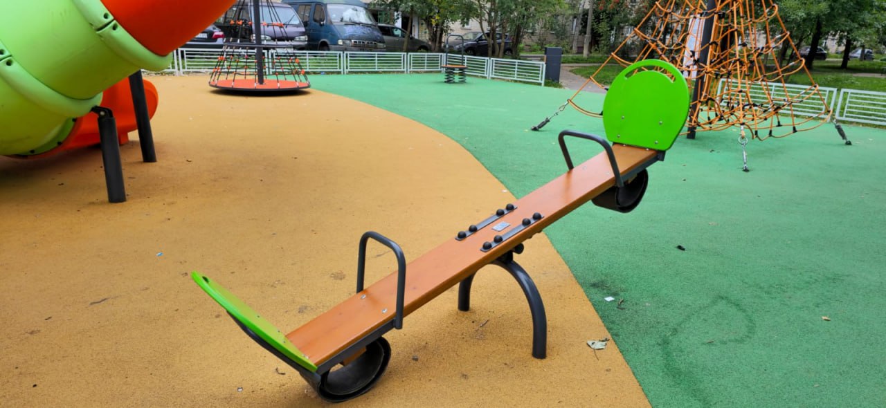 Во дворе домов №2 и №6 по проспекту Мира завершены работы по благоустройству